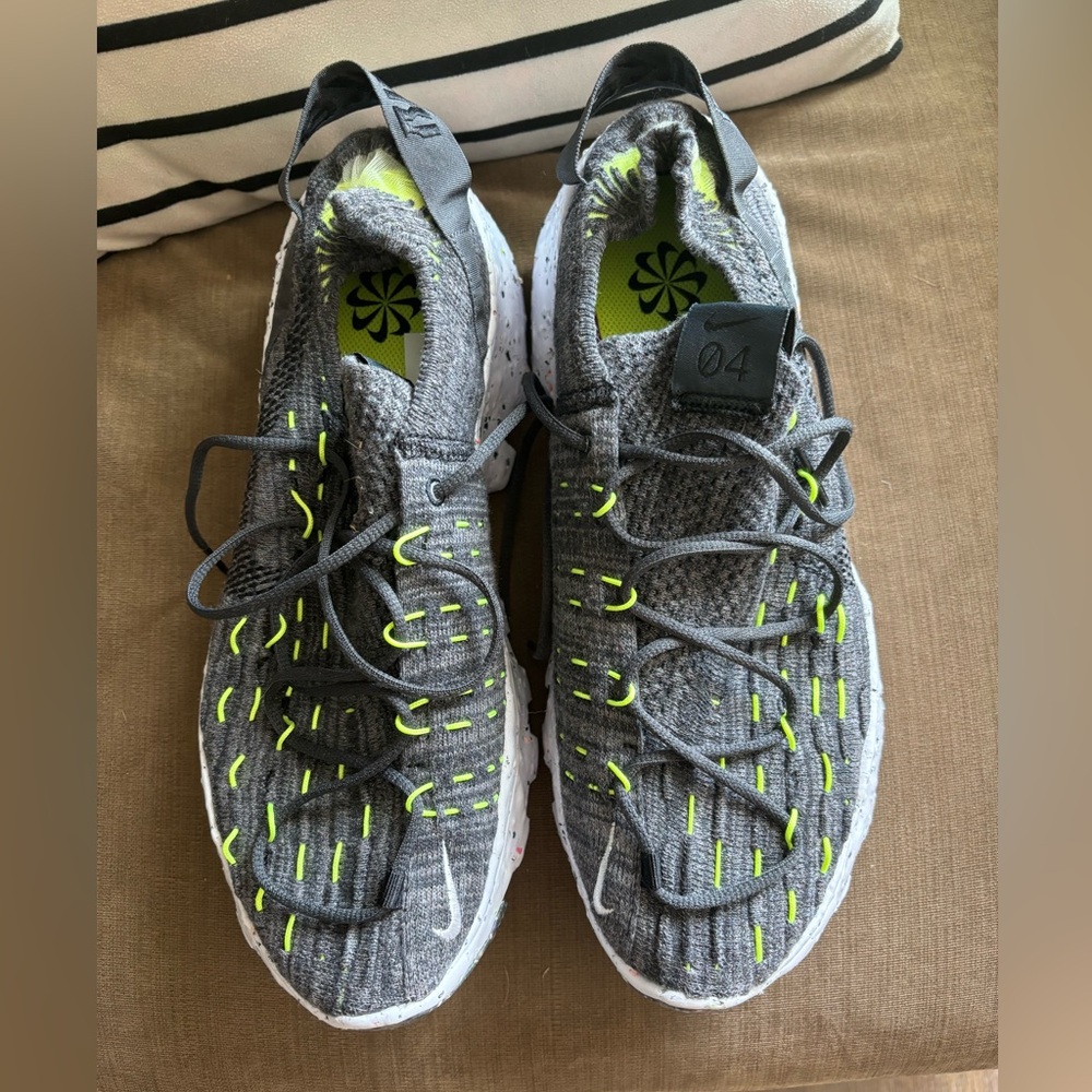 Nike space hippie 04